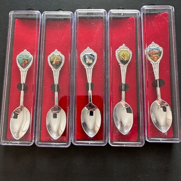 VINTAGE COLLECTIBLE SMALL USA STATES 15 SPOONS PLUS 1 CANADA, LOT OF 16, SEE MAP - Picture 2 of 4